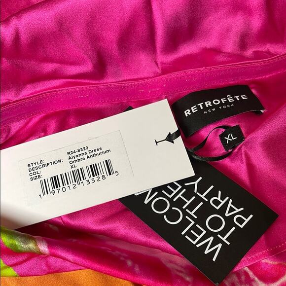 RETROFETE Aiyanna Silk Floral Strapless Ombre Anthurium Maxi Dress Size XL - Picture 8 of 9